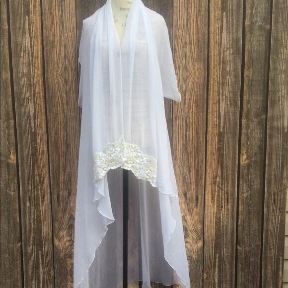 Vintage Blanche sheer white peignoir with lace and sequins - Picture 4 of 6